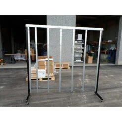 Support Sur Roulettes - New Canariz - Série Champion - Ref 3000 -Beaphar Soldes Magasin support sur roulettes new canariz serie champion ref 3000 s3000 new canariz support sur roulettes compatible pour les cages new 1 8